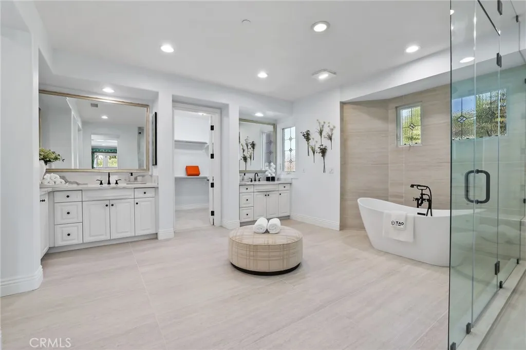 7 Sunrise, Newport Coast, California 92657 home-pic-46